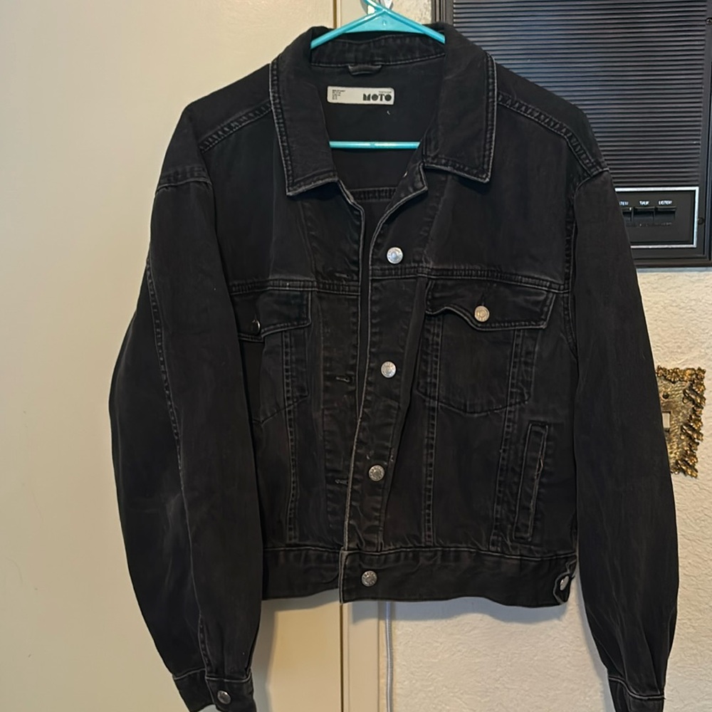 Black oversized jean jacket